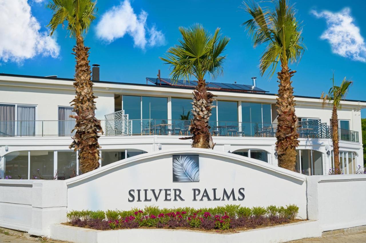 Silver Palms Hotel